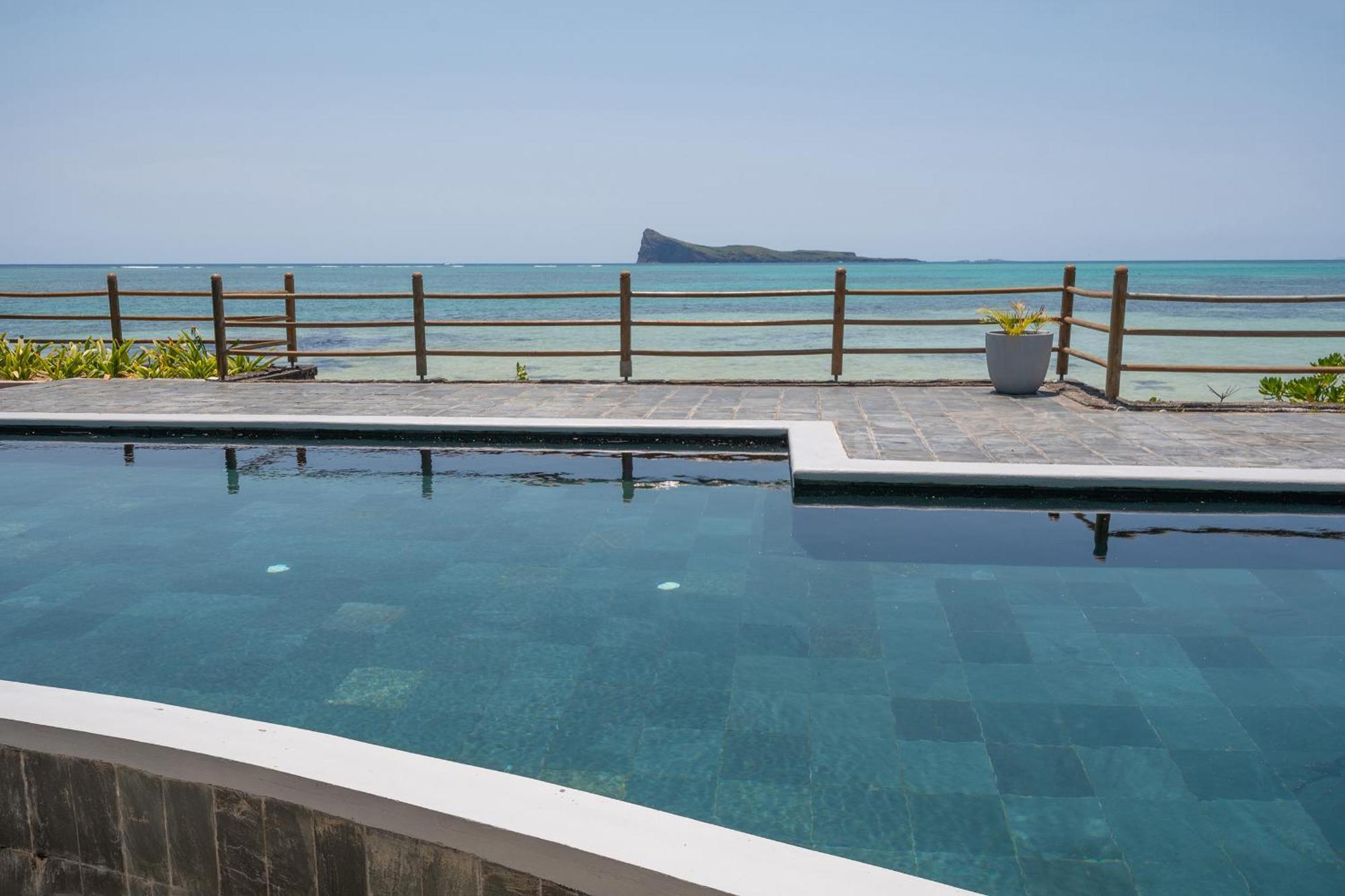 Luxury Beachfront Duplex, Coin De Mire View / 3Bed Cap Malheureux Bagian luar foto